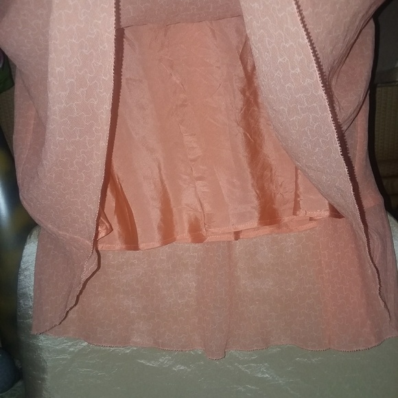 🌻Ultra Feminine 100% Silk Day Dress.🌻 - Picture 6 of 6